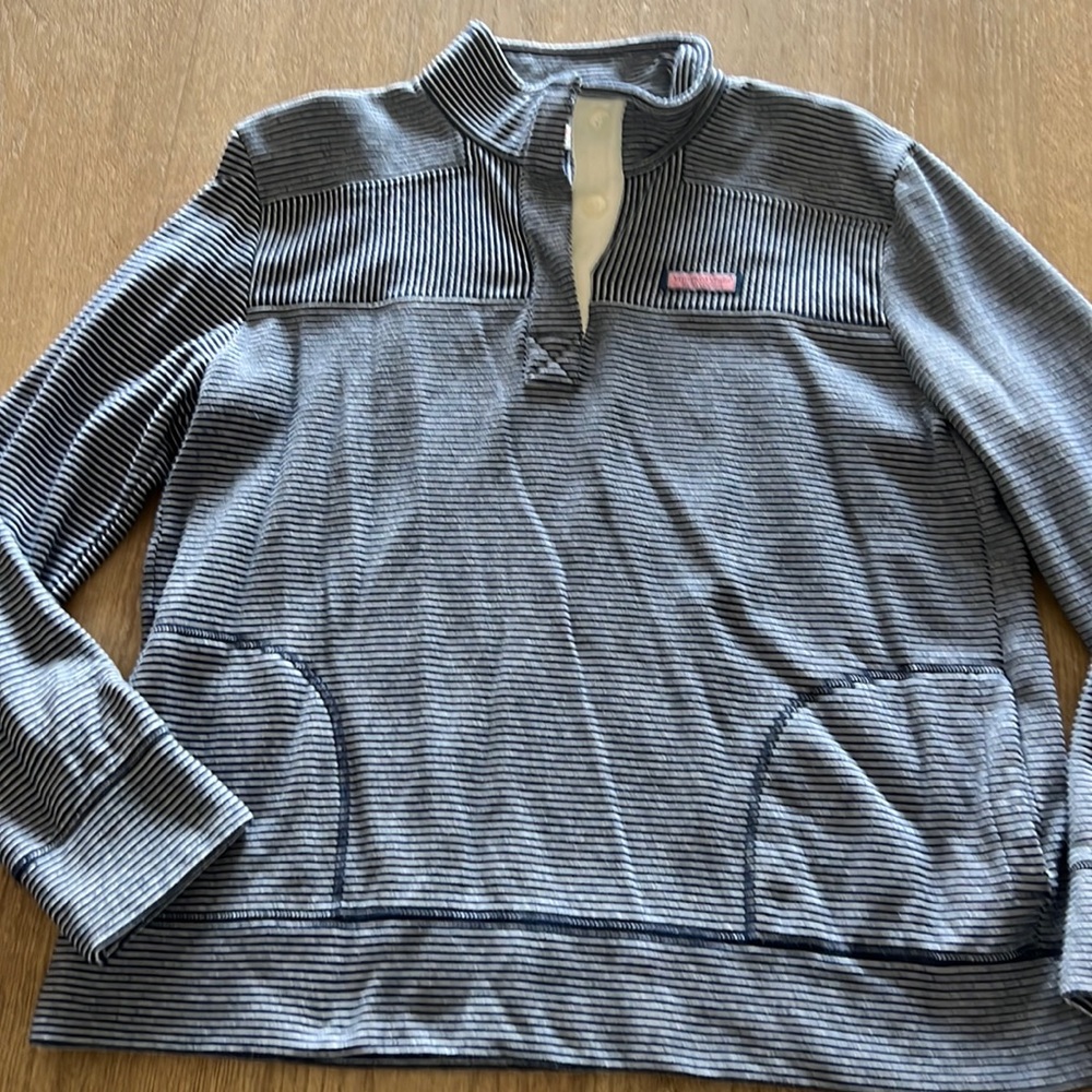 Vineyard Vines Pullover - Picture 1 of 6